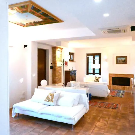 K06 - Trilocale Rosmarino, Porzione Di Con Piscina Διαμέρισμα *