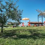 K06 - Trilocale Rosmarino, Porzione Di Con Piscina Appartement