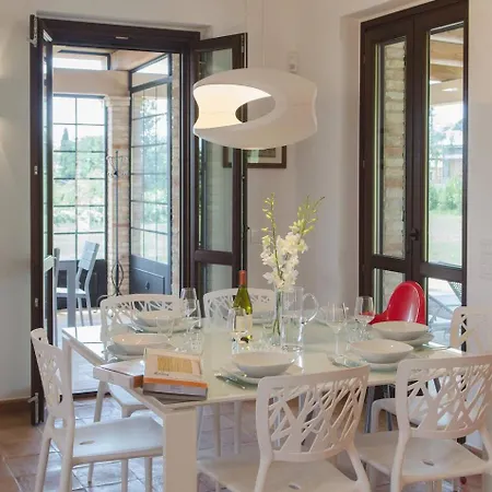 K06 - Trilocale Rosmarino, Porzione Di Con Piscina 卡斯特尔菲达多